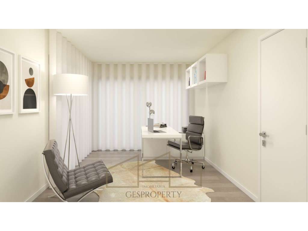 Moradia T4 em Fernão Ferro-19