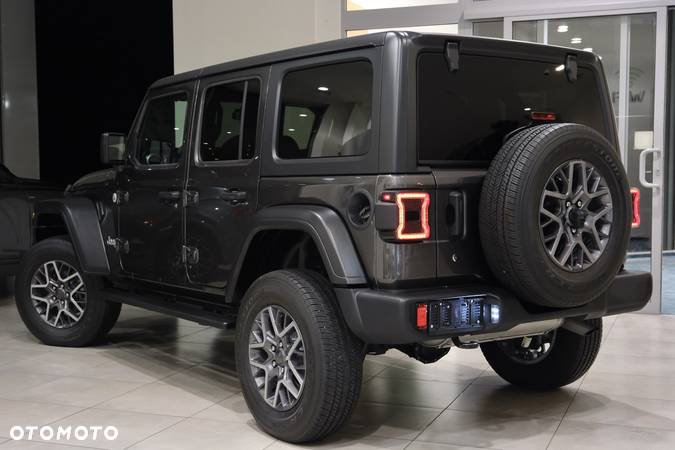 Jeep Wrangler - 9