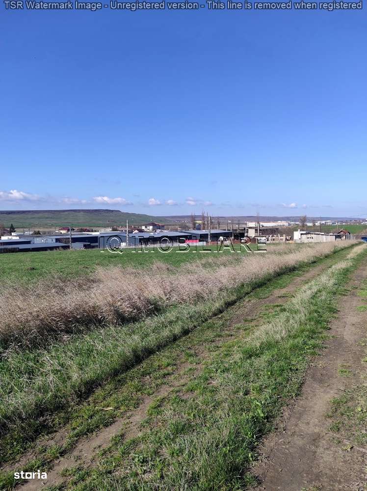 Teren industrial situat intre reprezenta Skoda - Zeelandia-2