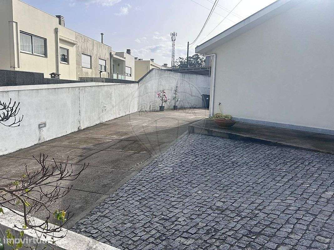 Moradia T2 para venda-14