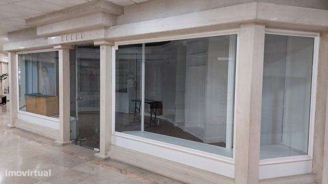 Loja - Areeiro, Lisboa - Grande imagem: 2/14