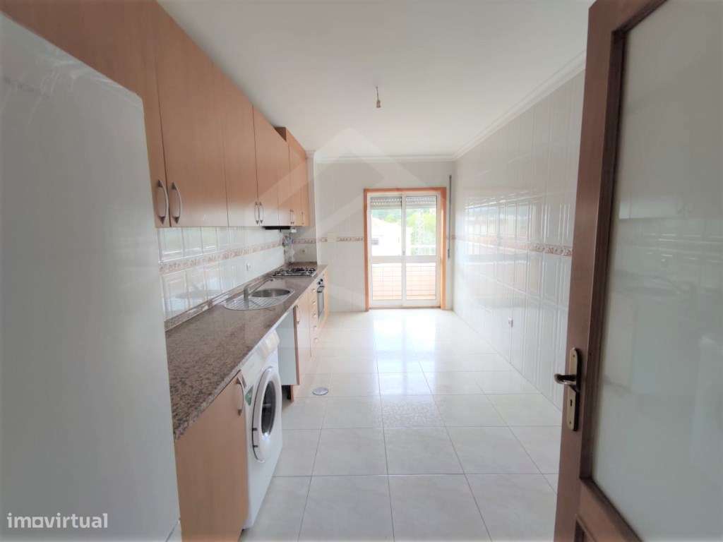 Apartamento T3 em Oliveira de Azeméis-16