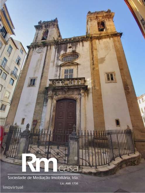 Excelente Prédio remodelado junto à Praça do Comercio-53