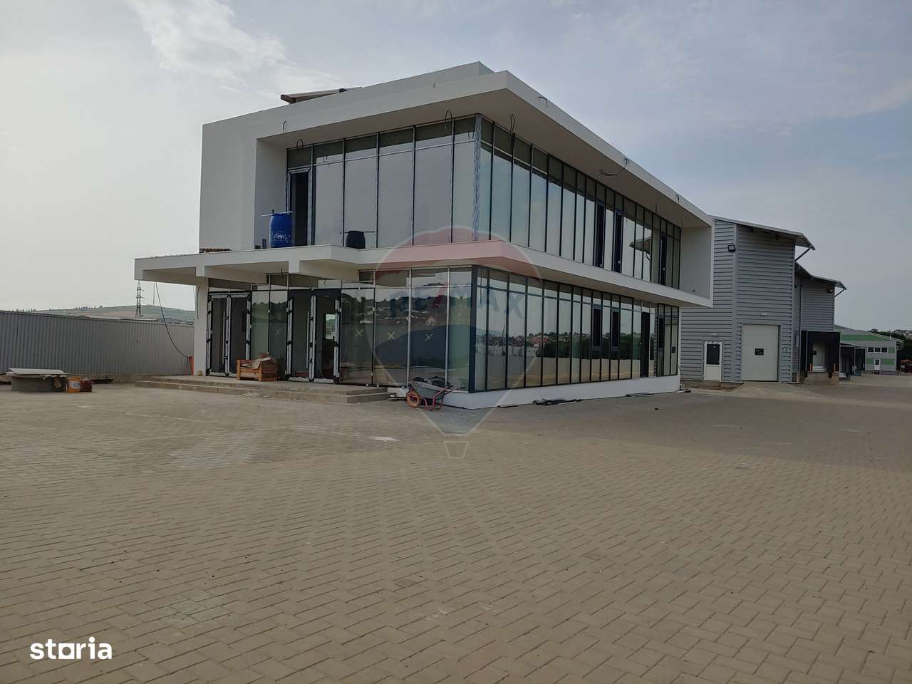 Spații de birouri de 420 mp de închiriat în Șcheia, Suceava - Imagine principală: 1/5