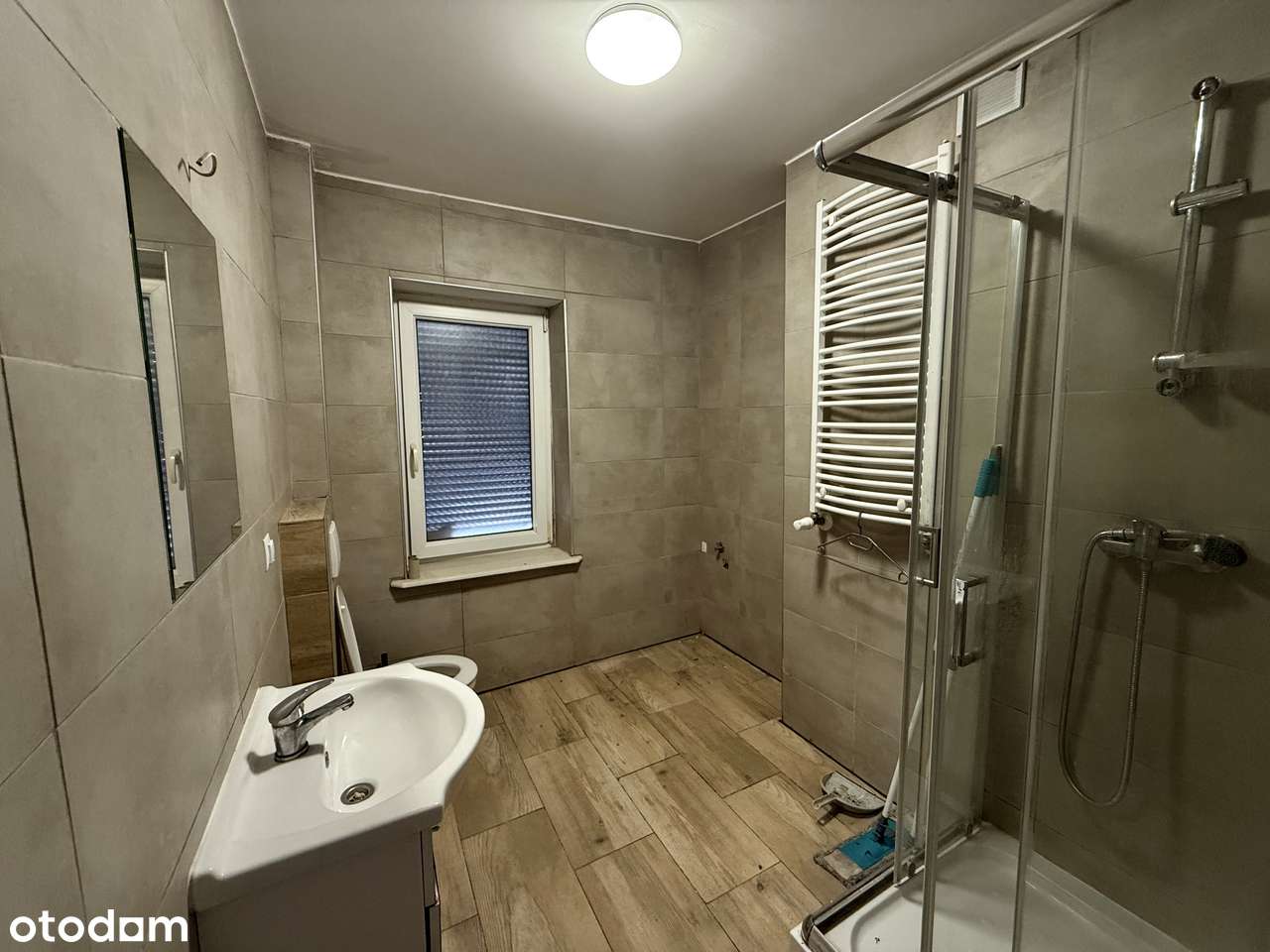 Ustawny dom wolnostojący do remontu na dużej działce + garaż -Bykowina-17