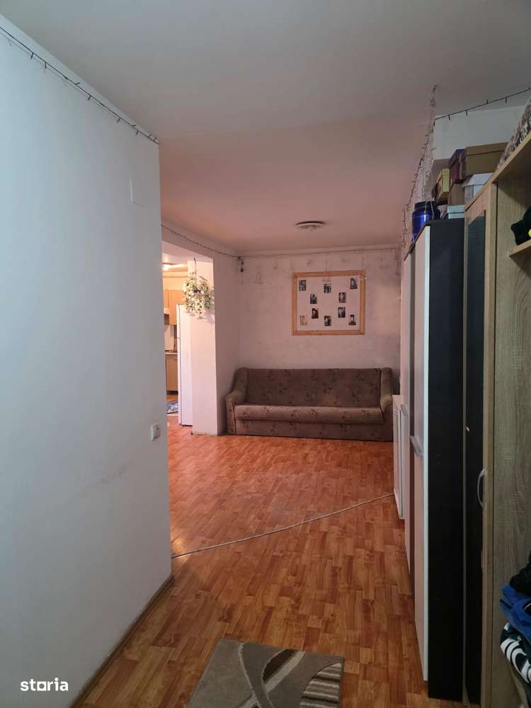 Vand apartament cu  2 camere in Iris-8