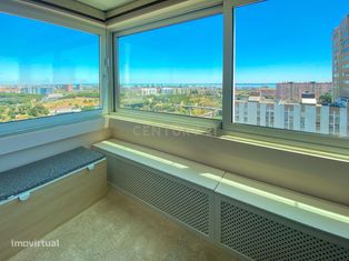 Apartamento T3 mobilado com Garagem -  Areeiro - Grande imagem: 2/38