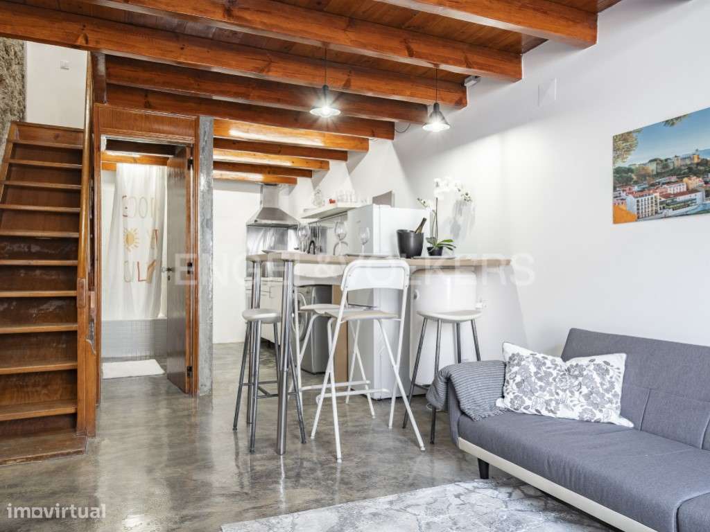 Charmoso Duplex Remodelado na Zona Histórica do Castelo - Grande imagem: 5/25