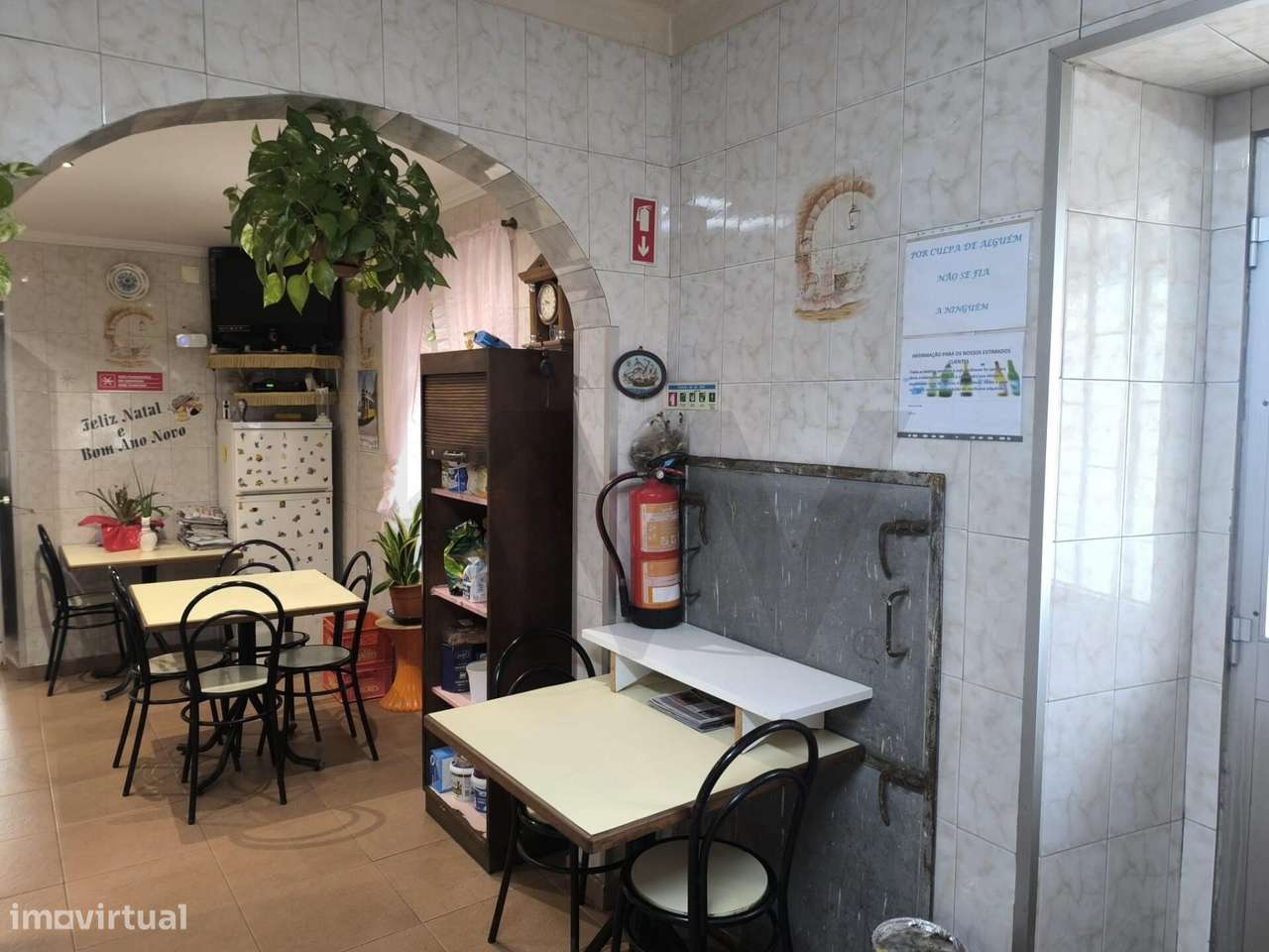 Prédio em Propriedade Total na Cova da Piedade – Oportunidade de Inves - Grande imagem: 2/23