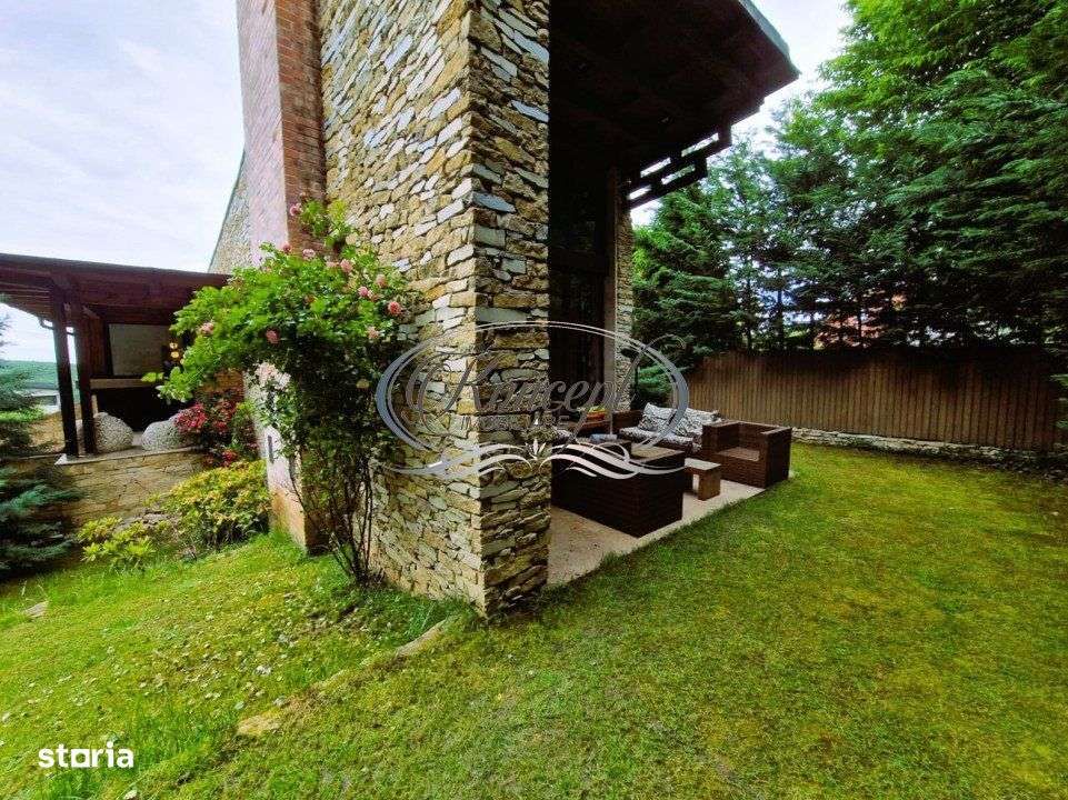 Casa deosebita in Faget - Imagine principală: 2/19