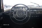 Mercedes-Benz 280 SE - 12