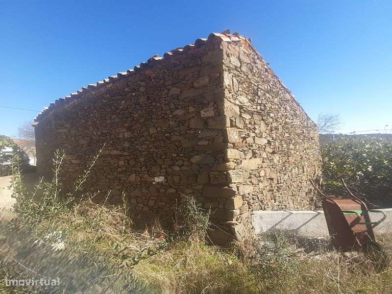 Casa antiga para remodelar - Grande imagem: 4/11