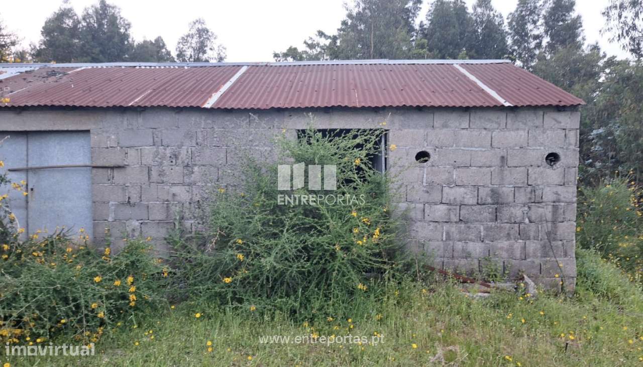 Venda de Terreno com anexos, Padreiro, Arcos de Valvevez - Grande imagem: 3/21