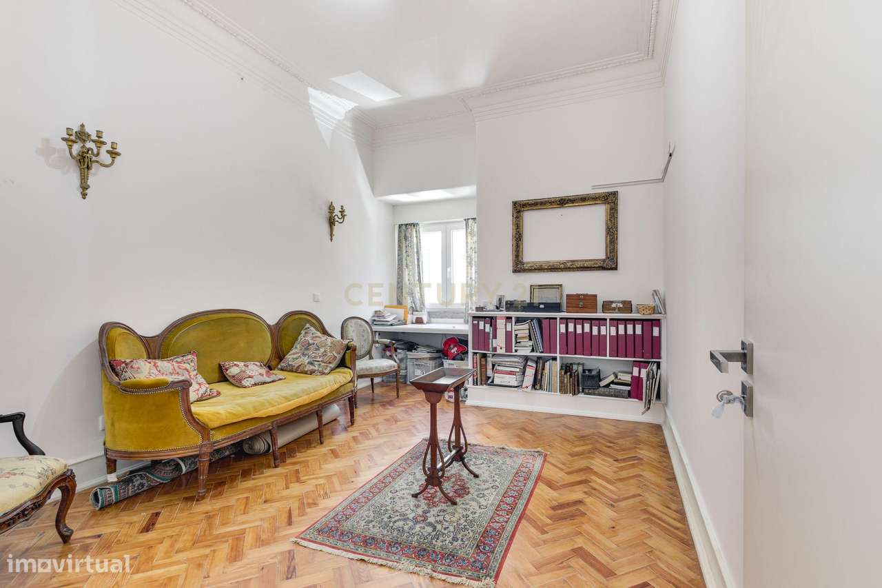 Fantástico Apartamento T4 na Alameda Dom Afonso Henriques – Localizaçã-24
