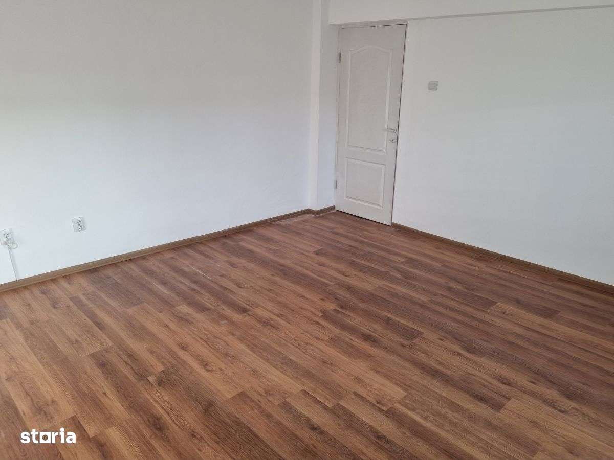 |spatiu in cladire de birouri | 4 camere | Tineretului - Timpuri Noi | - Imagine principală: 4/20