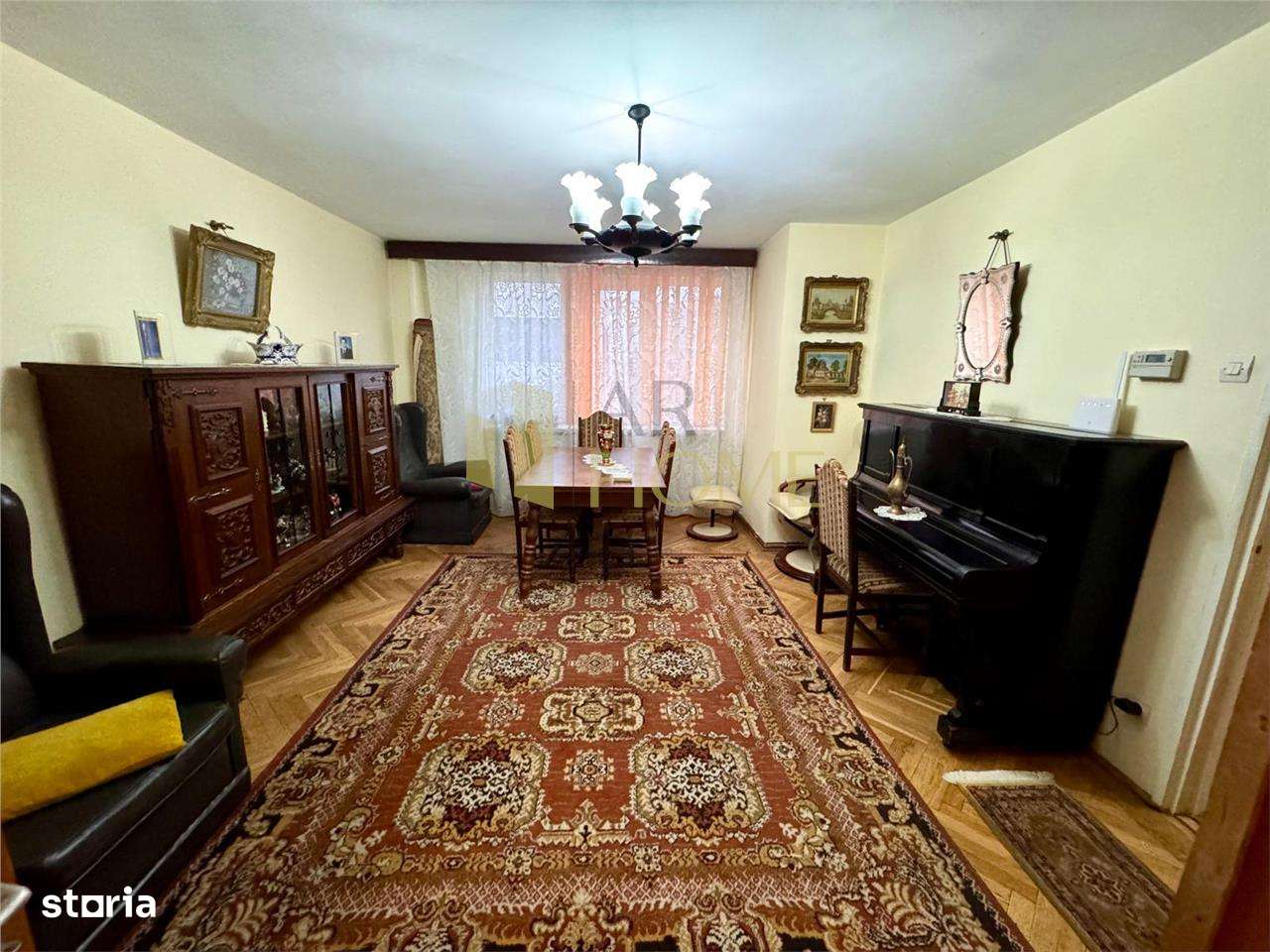 Vanzare apartament 4 camere, boxa si garaj propriu, in Ploiesti, zona - Imagine principală: 4/20