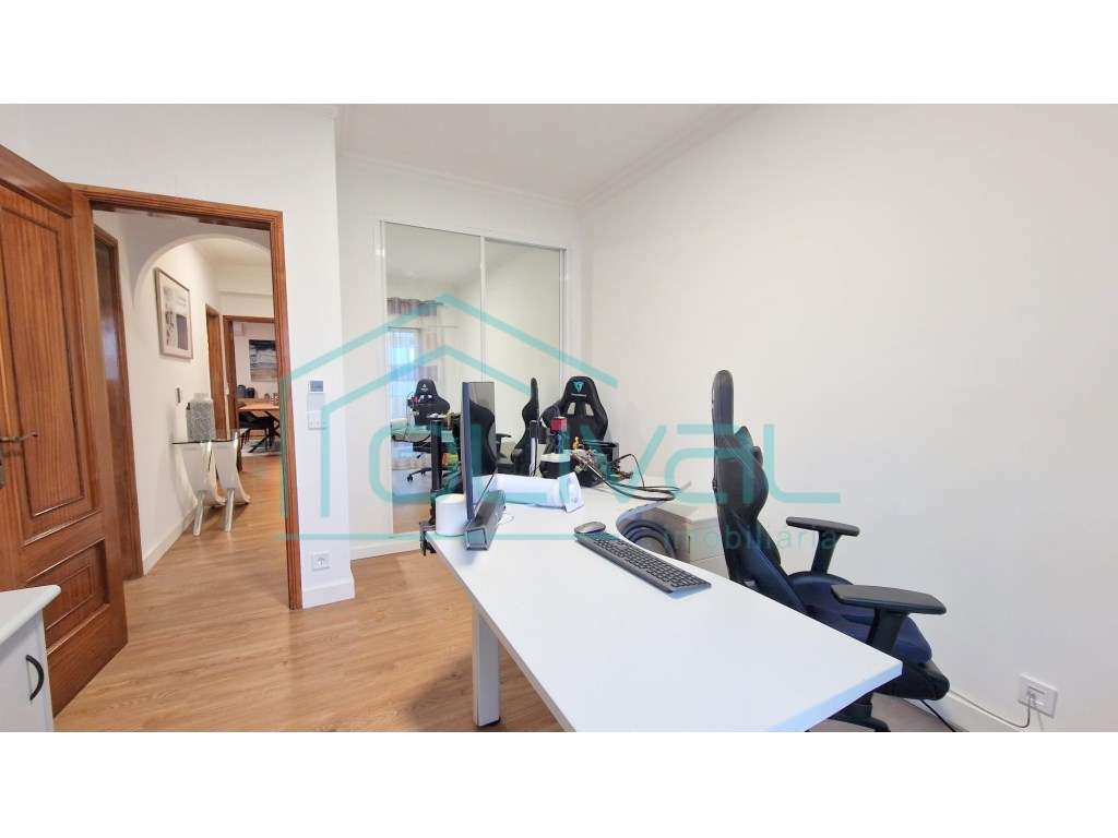 T3 com parqueamento Samora Correia-22