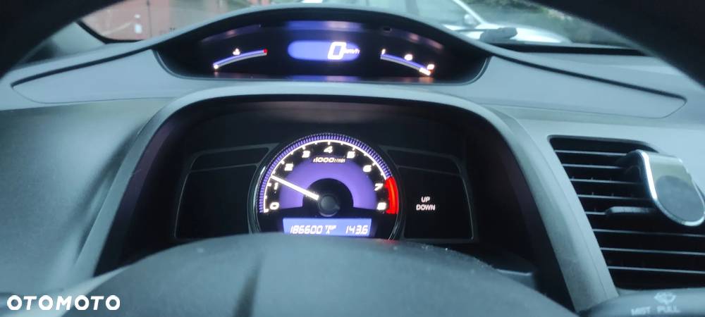 Honda Civic 1.8 Comfort - 12