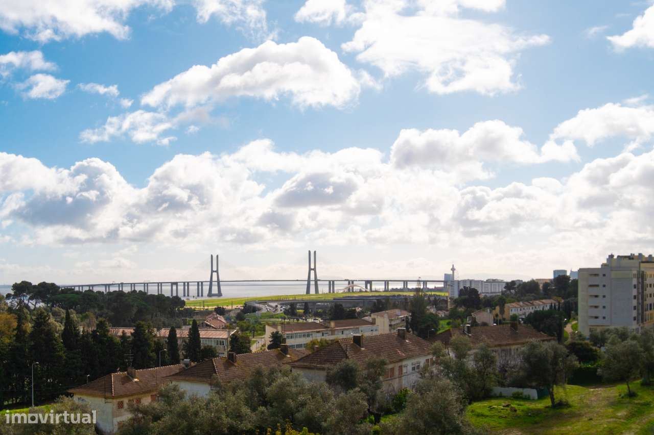 T2 com vista Tejo | Quinta da Parreirinha (Bobadela) - Grande imagem: 2/29