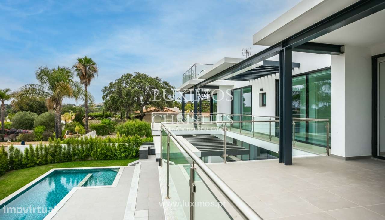 Luxuosa Moradia V4, à venda no Pine Valley Resort, Algarve - Grande imagem: 2/17