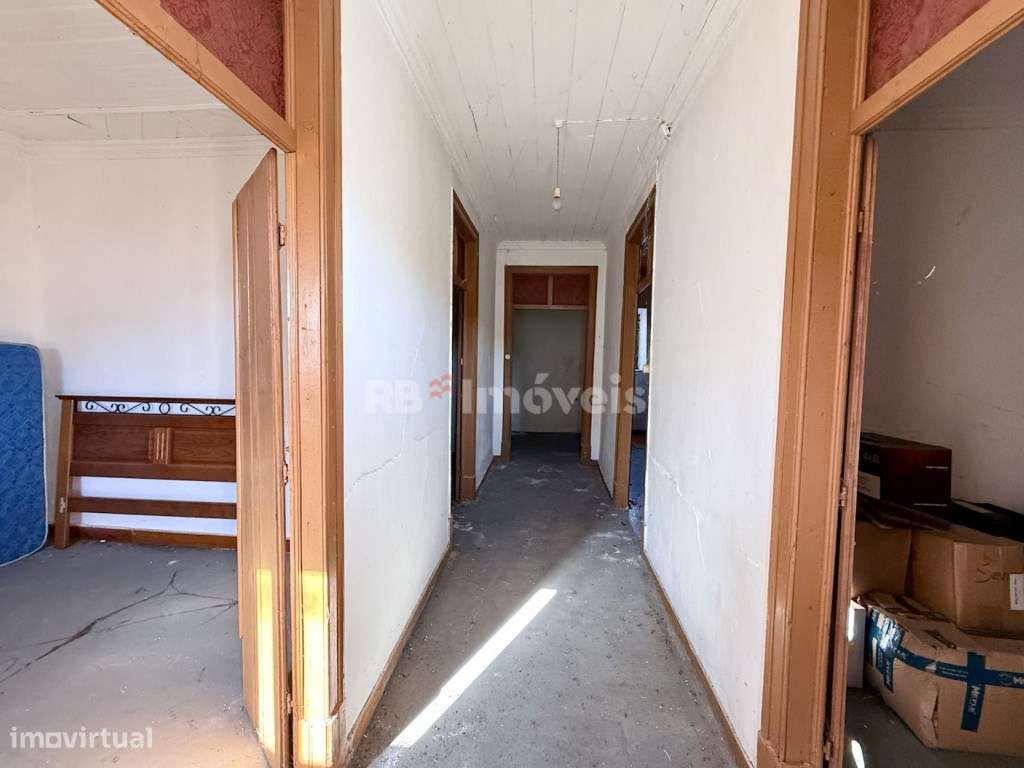 Moradia T3 p/ Recuperar em Pena - Chancelaria, Torres Novas-14
