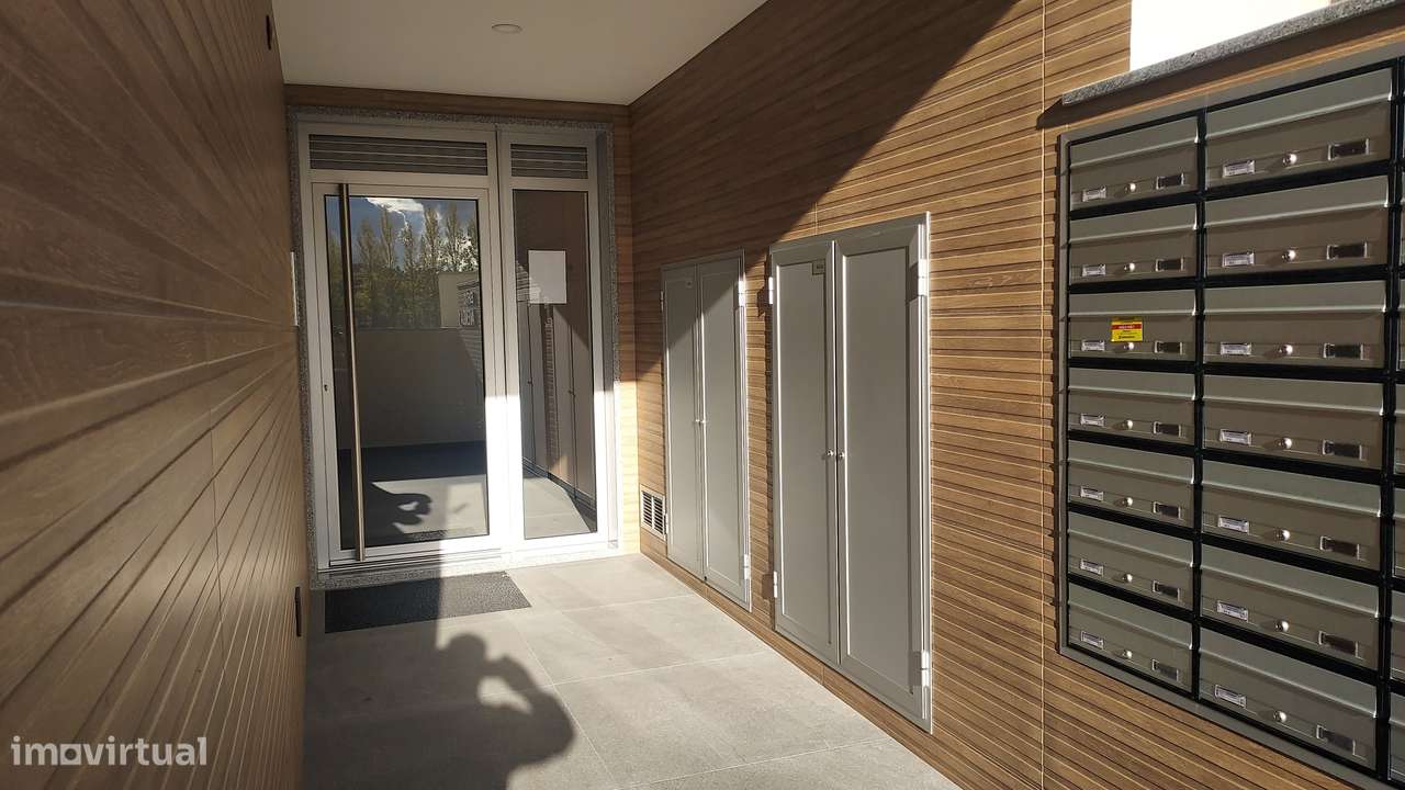 Apartamento T3 novo C/ box- Leiria - Grande imagem: 4/35