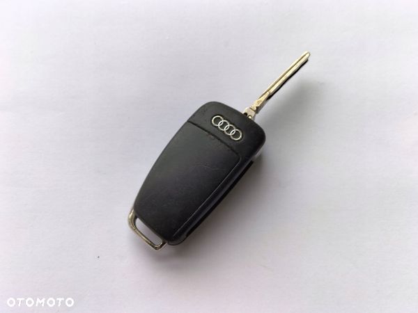 KLUCZYK PILOT AUDI A6 C6 4F0837220AD 868 MHz - 1