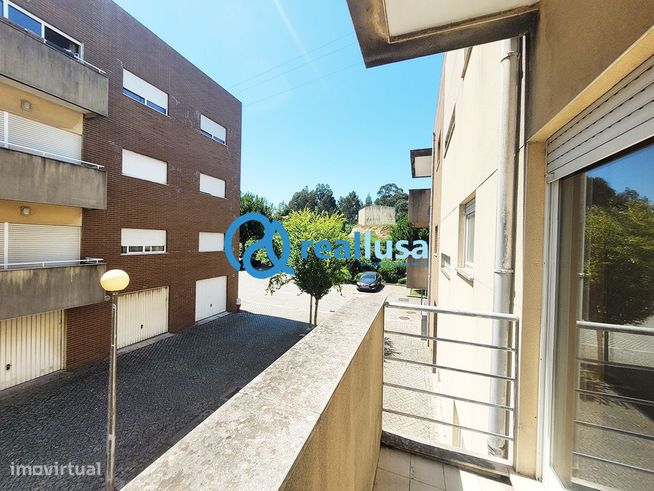 Apartamento T1 c/ garagem Águas Santas Maia-17