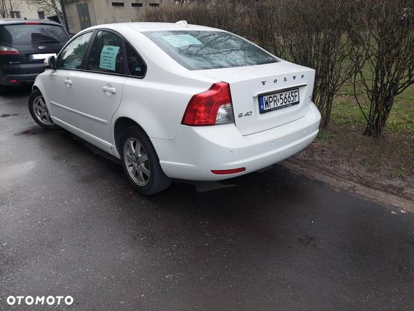 Volvo S40 2.0 Kinetic - 3