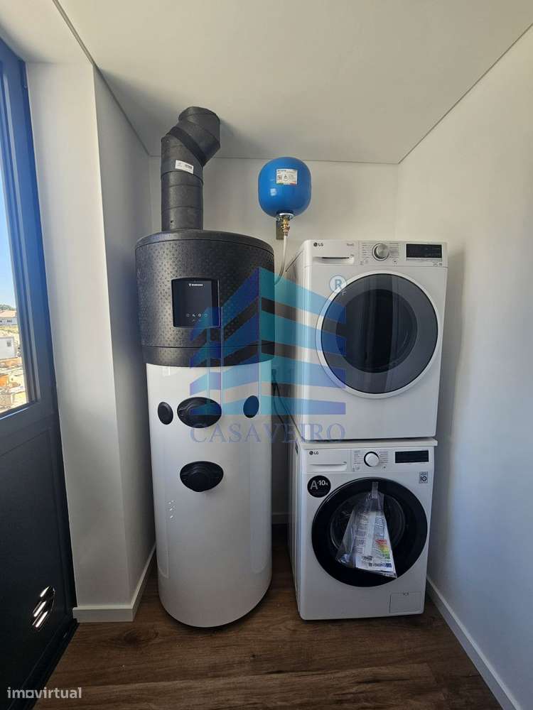 Apartamento T3 com 2 Lugares de Garagem São Bernardo-23