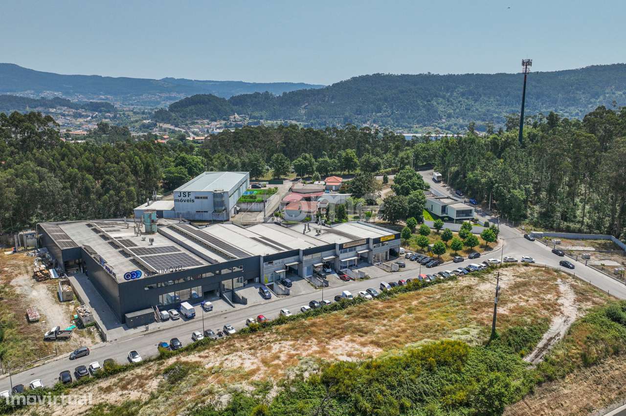 Armazém para venda em Celeirós, Braga - Grande imagem: 5/28