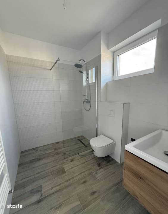 Casa moderna tip insiruit (125 mp) teren 250 mp cu acces din 2 strazi - Imagine principală: 4/5