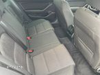 Volkswagen Passat Variant 2.0 TDI SCR DSG BlueMotion Comfortline - 28