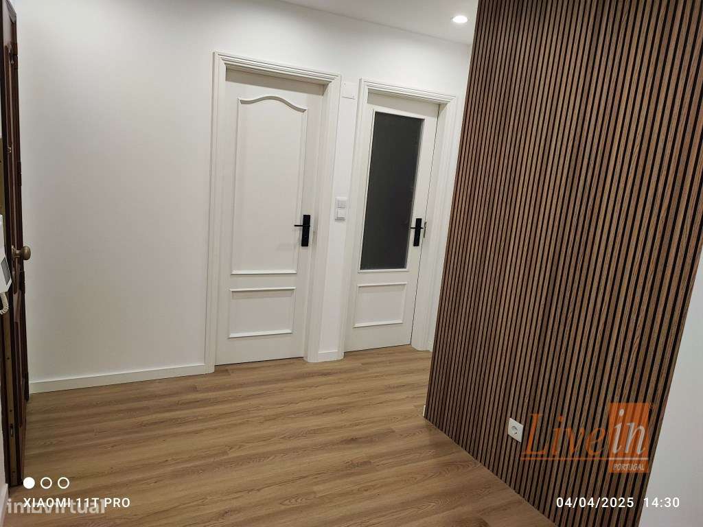 Apartamento T2 Totalmente Remodelado em Condomínio Privado com Pisc... - Grande imagem: 4/25