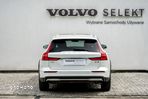 Volvo V60 Cross Country - 8