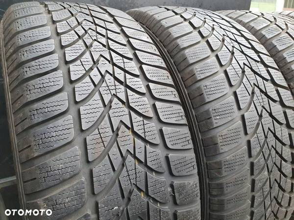 205/55R16 Dunlop Sp Winter Sport 4D zima 5,4mm - 4