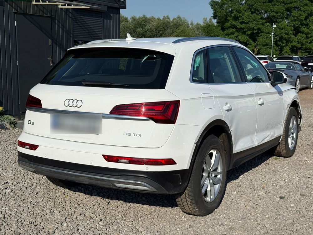 Audi Q5 FY 2022