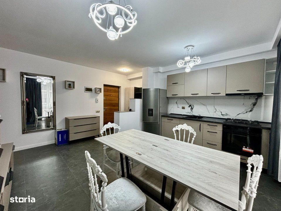 Apartament 3 camere, 50 mp utili, parcare, zona Terra