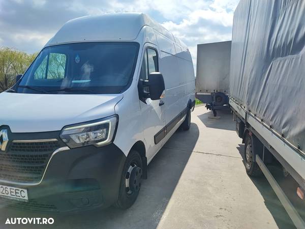 Renault Master 2.3 dCi 130 Furgon Cabina Dubla L3H2 3,5t 6+1 8,83 m3 - 2