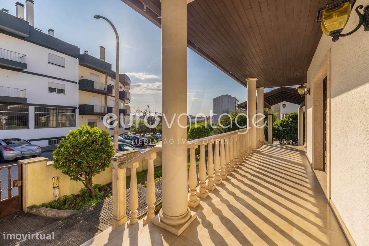 MORADIA T8 NO CENTRO DE LEIRIA-59