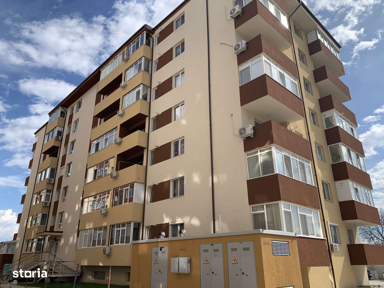 Apartament 3 camere finisat, bloc nou, Aparatorii Patriei metrou