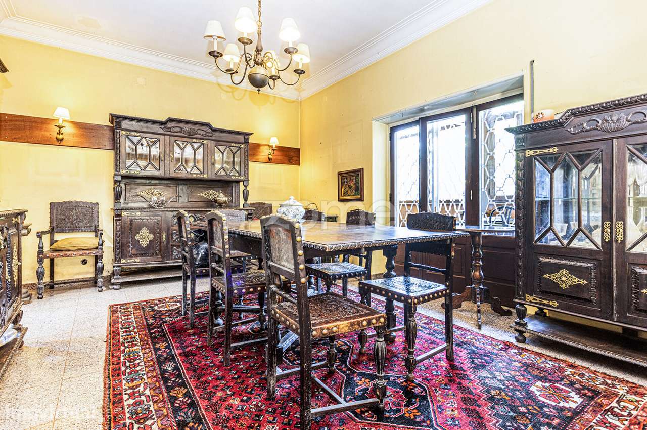 Moradia T5 a 3 minutos a pé da Praia de Carcavelos-4