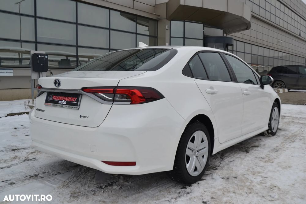 Toyota Corolla Sedan 1.8 Hybrid ECO HSD E-CVT 140 cp 33202 km - 4