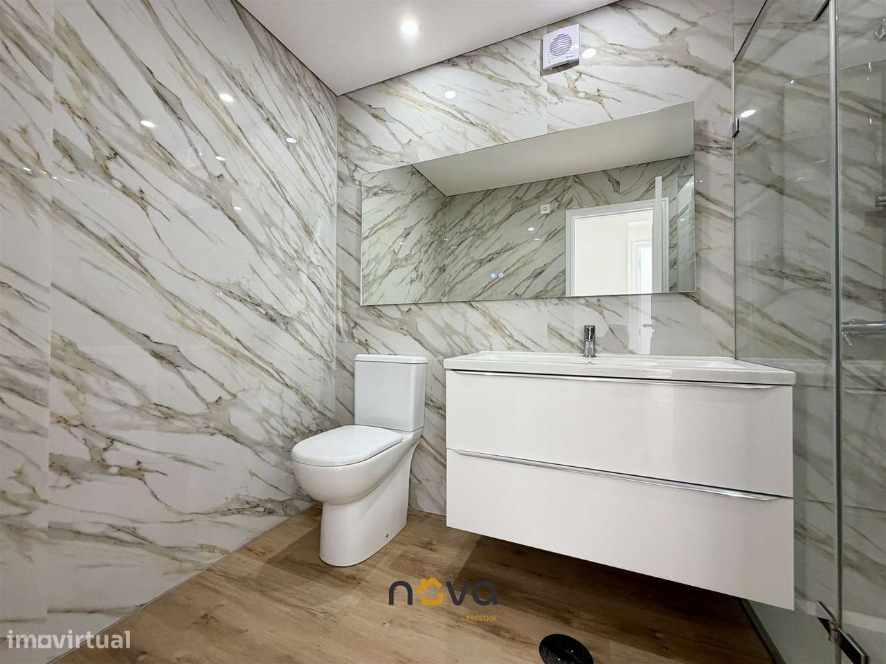 Apartamento T4 Totalmente Remodelado na Póvoa de Varzim-13