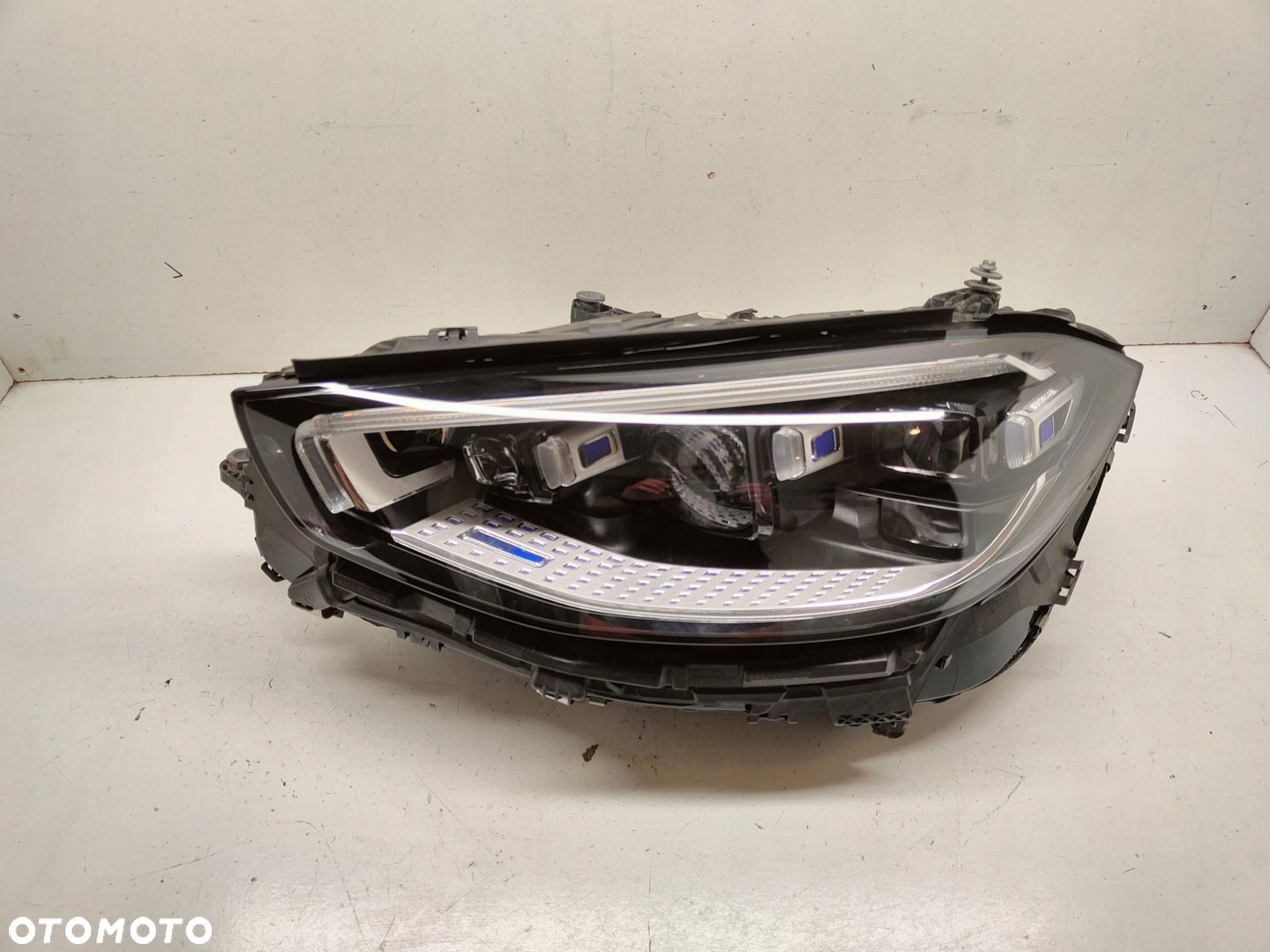 MERCEDES SKLASA W223 DIGITAL LAMPA LEWY PRZÓD A2239065304 - 1