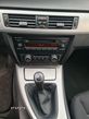 BMW Seria 3 318i - 21