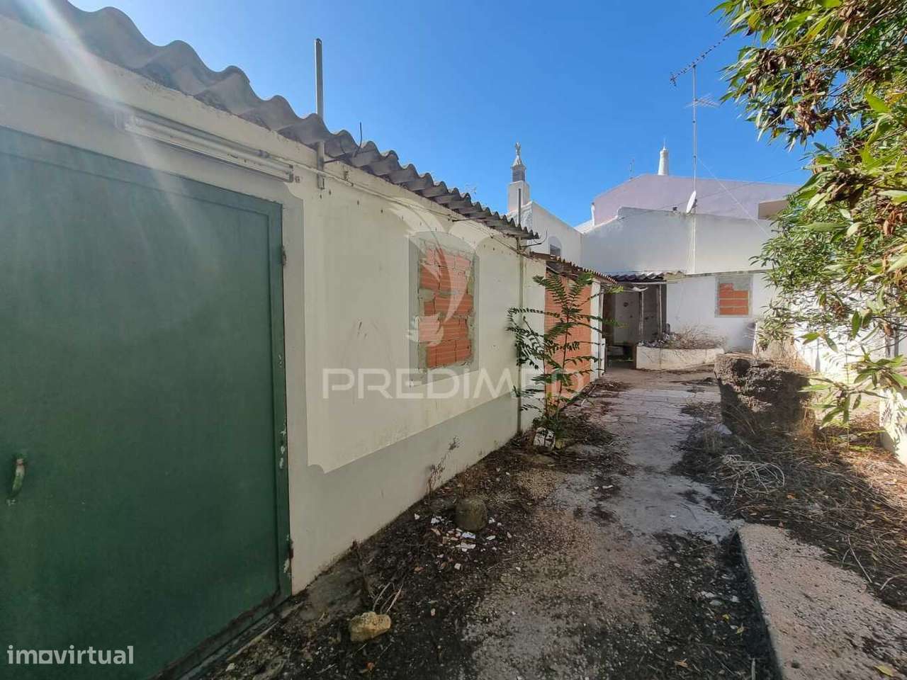 Terreno Urbano c/ ruina, viabilidade construção 440m2, Loulé - Grande imagem: 4/27