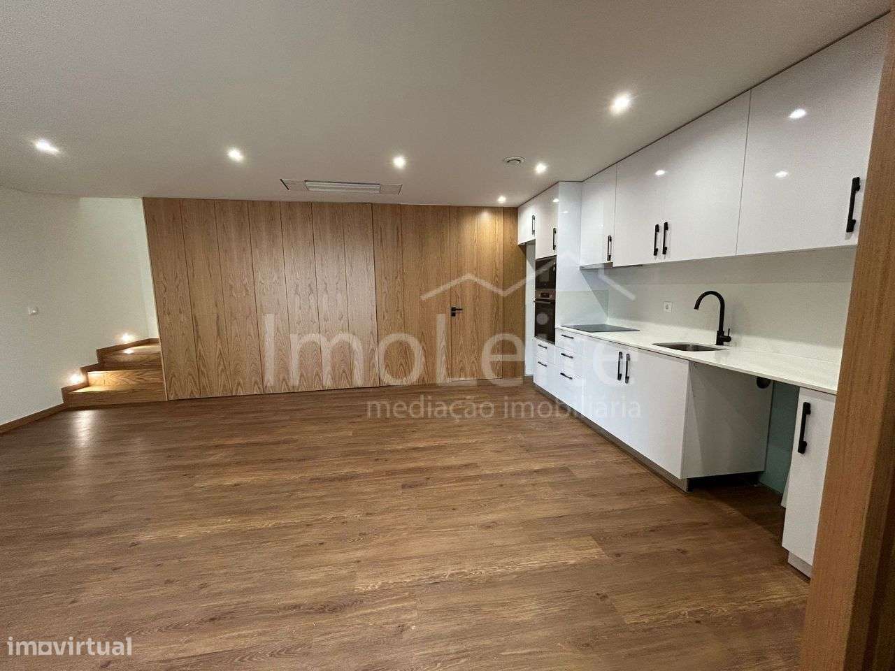 Moradia T2 Póvoa de Varzim Aver-o-Mar Junto á Praia - Grande imagem: 4/11