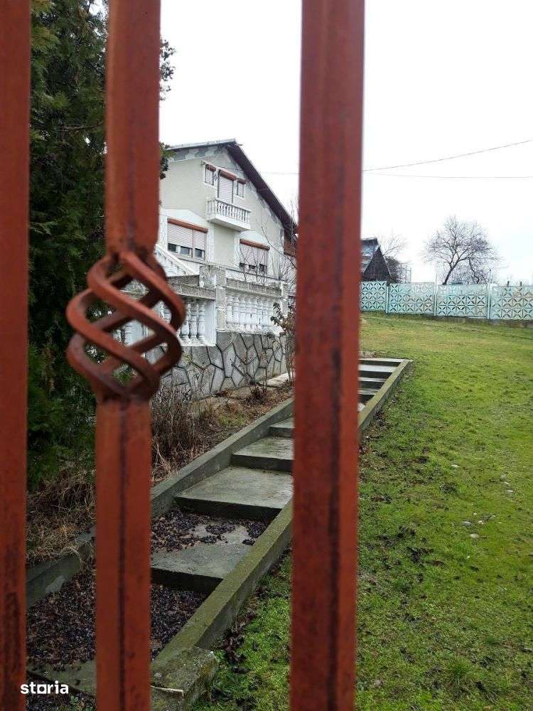 Casa - 133mp + Anexa - 11mp +Teren - 465mp -  Raciu - Imagine principală: 4/11