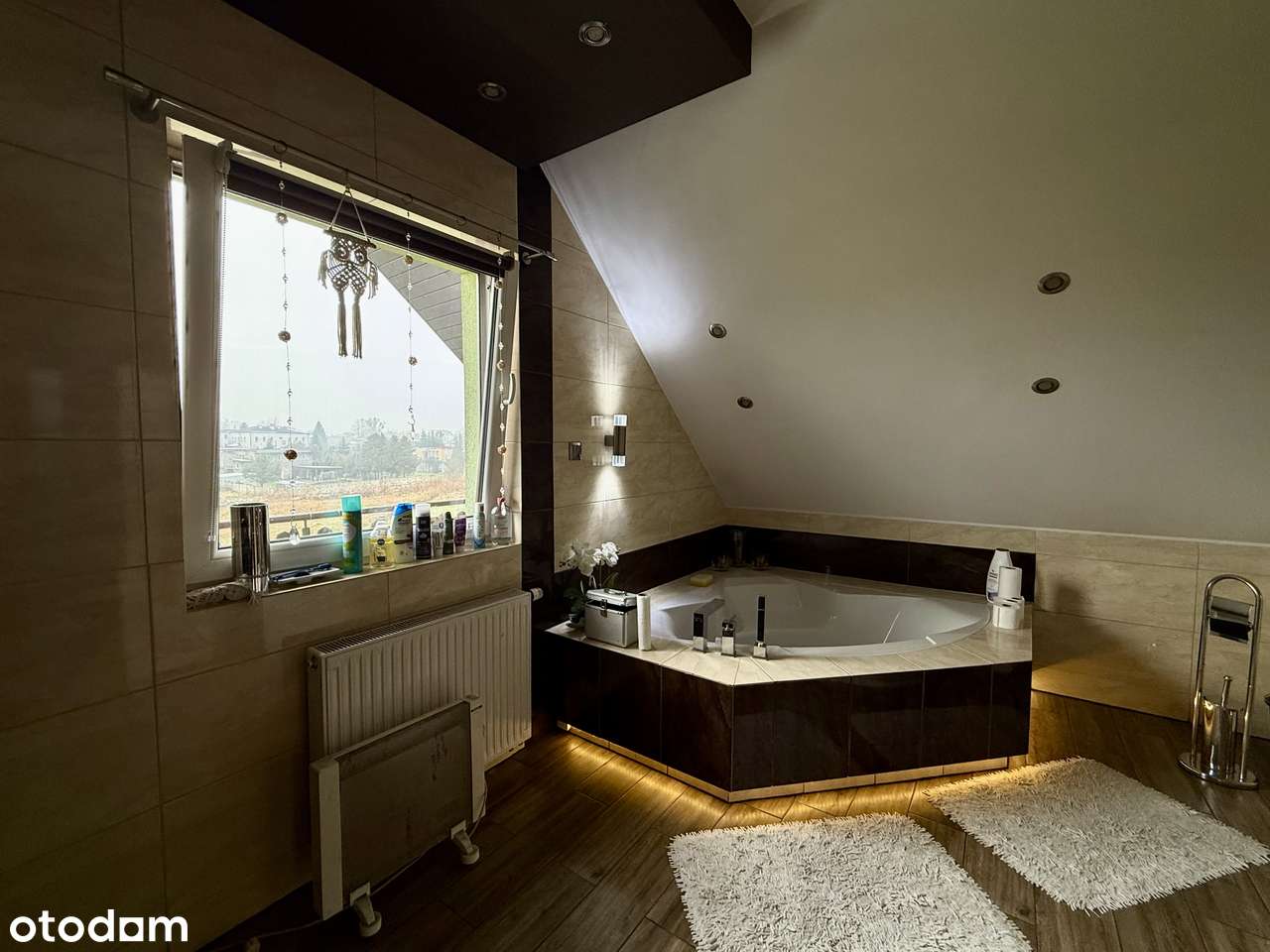 Atrakcyjna oferta! Dwa domy, garaż, fotowoltaika na dużej działce-9